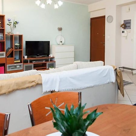 Lovely Apt In Peristeri Ateny Zewnętrze zdjęcie